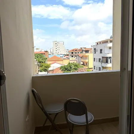 Vitos Daire *